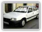 Daewoo Racer (1986 - 1994)

Lizenznachbau des Opel Kadett E für Osteuropa und Asien.

Motor 1,5l mit 75 PS.