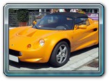 Lotus Elise S1 (1996 - 2000)

Erste Version des Roadster.
Motoren: 1,8i mit 122 und 145 PS; ab 1998 zusätzlich: 136, 158 und 192 PS.
Verkaufszahlen: 10571 Stück.