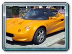 Lotus Elise S1 (1996 - 2000)
Erste Version des Roadster.
Motoren: 1,8i mit 122 und 145 PS; ab 1998 zusätzlich: 136, 158 und 192 PS.
Verkaufszahlen: 10571 Stück.