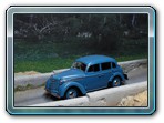 Moskwitsch 400 Limousine (1947-1956) Bild 2a
Hersteller: IST-Models (113)
blau Auflage und Jahr nicht bekannt
Auflage und Jahr ???