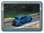 Moskwitsch 400 Limousine (1947-1956) Bild 2b
Hersteller: IST-Models (113)
blau Auflage und Jahr nicht bekannt
Auflage und Jahr ???